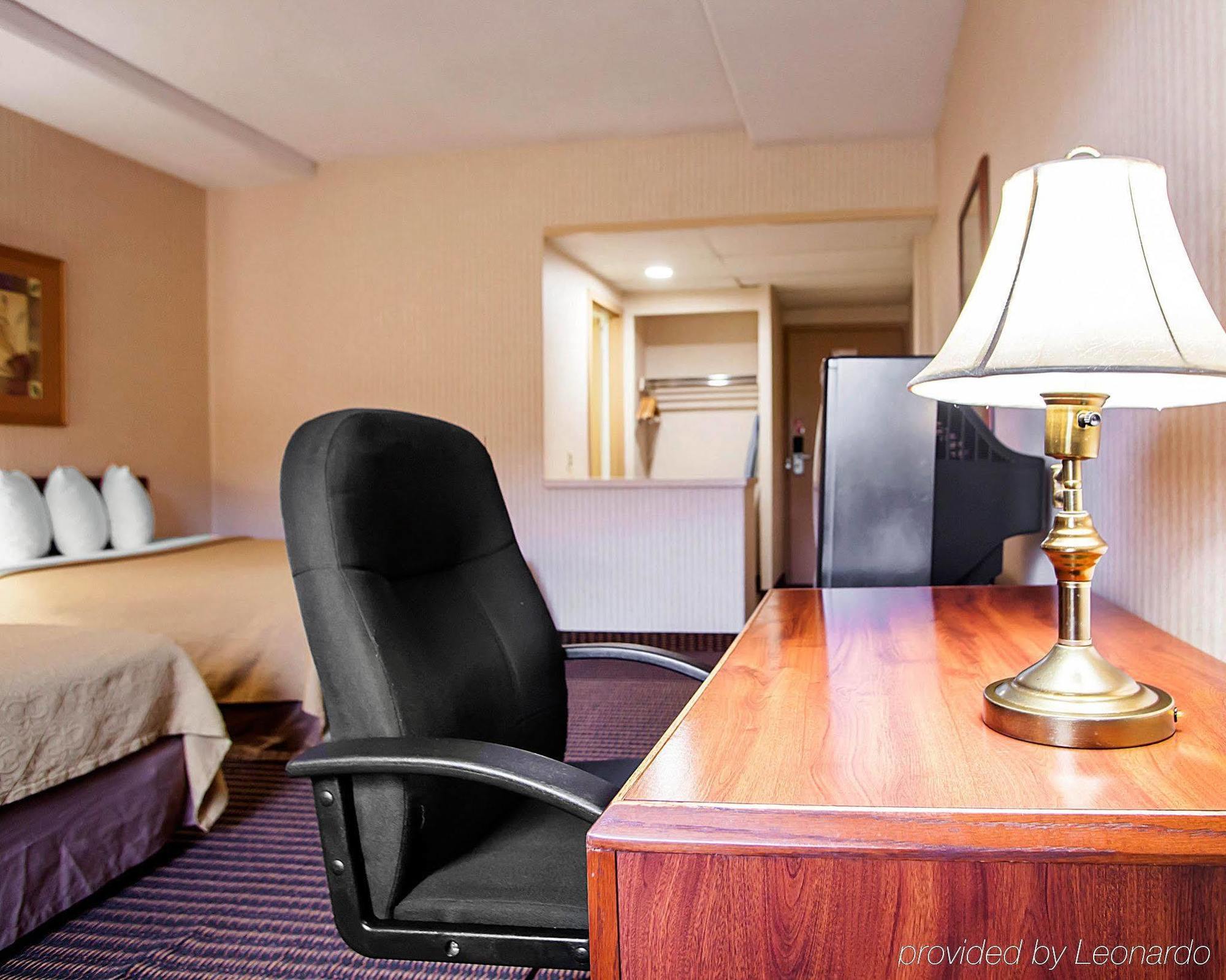 Econo Lodge Somerset Eksteriør bilde